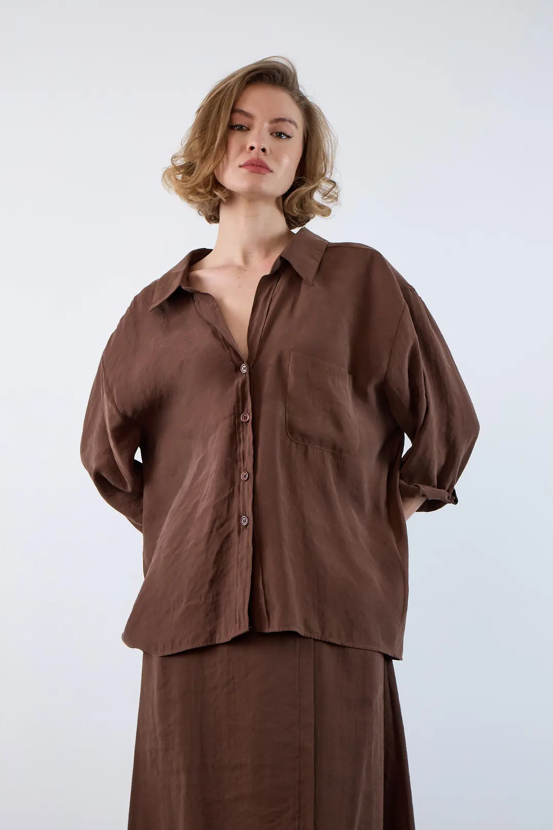 Düşük Omuzlu Oversize Gömlek