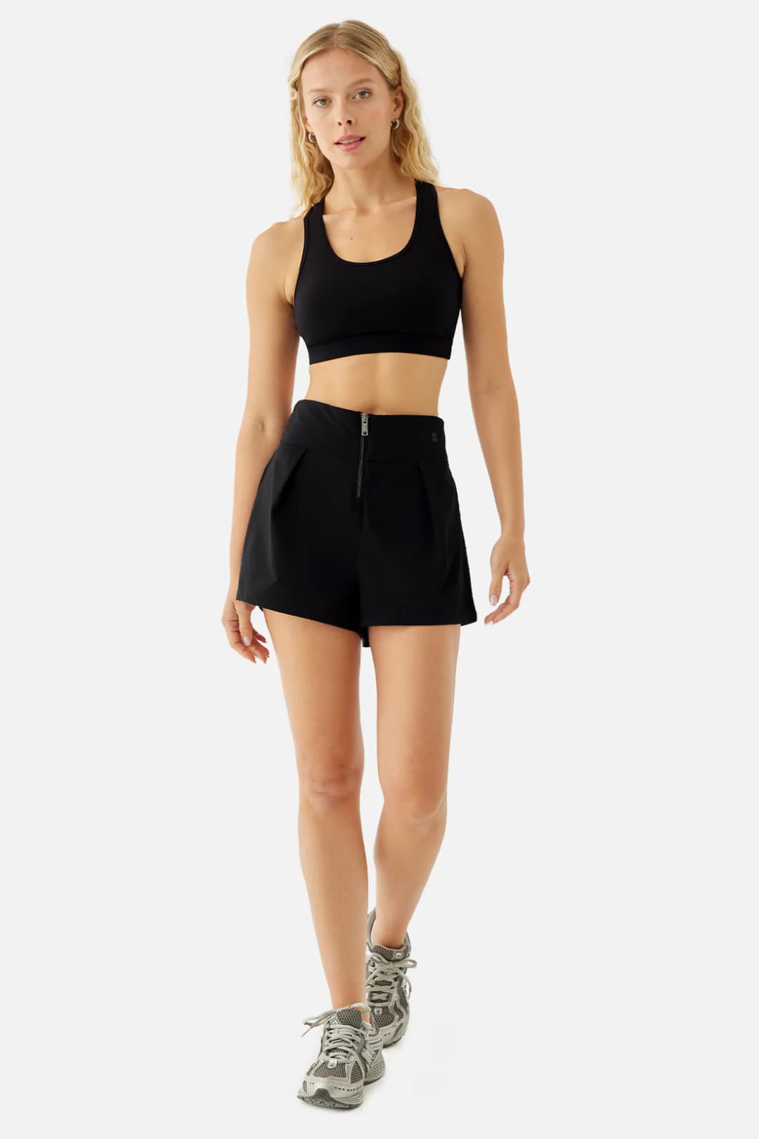 Maya Zipper Sports Shorts